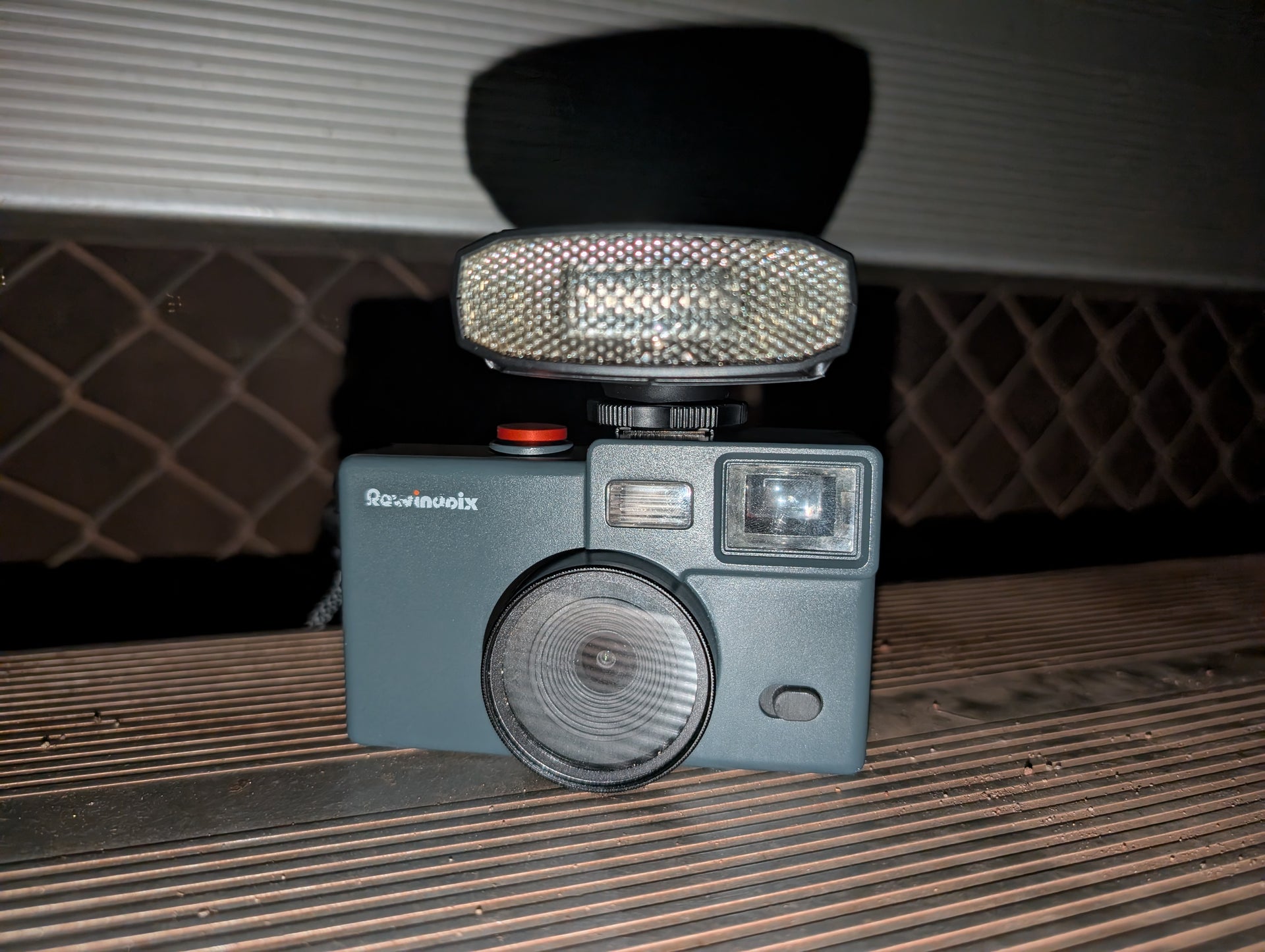 Rewindpix camera Mini Flash Light